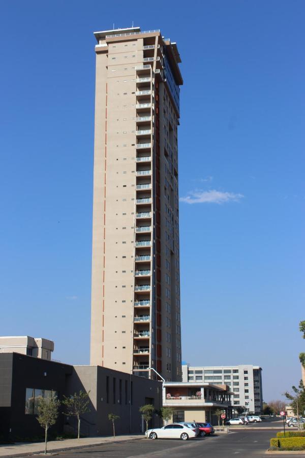 Green Avenue Apartments Gaborone Ngoại thất bức ảnh