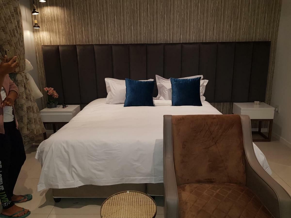 Green Avenue Apartments Gaborone Ngoại thất bức ảnh